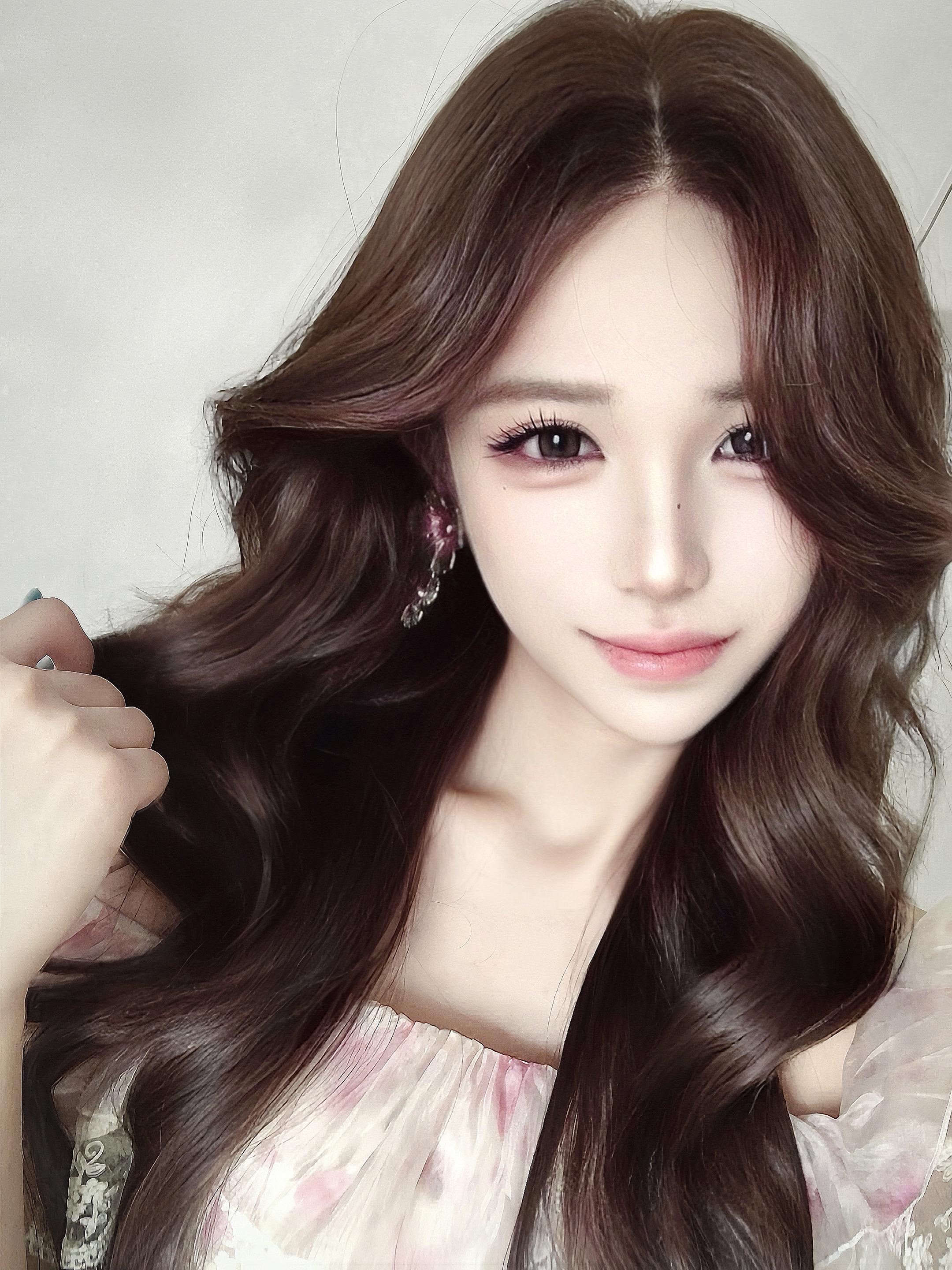 如果全世界都指责你 那姐姐就蹲下来抱抱你