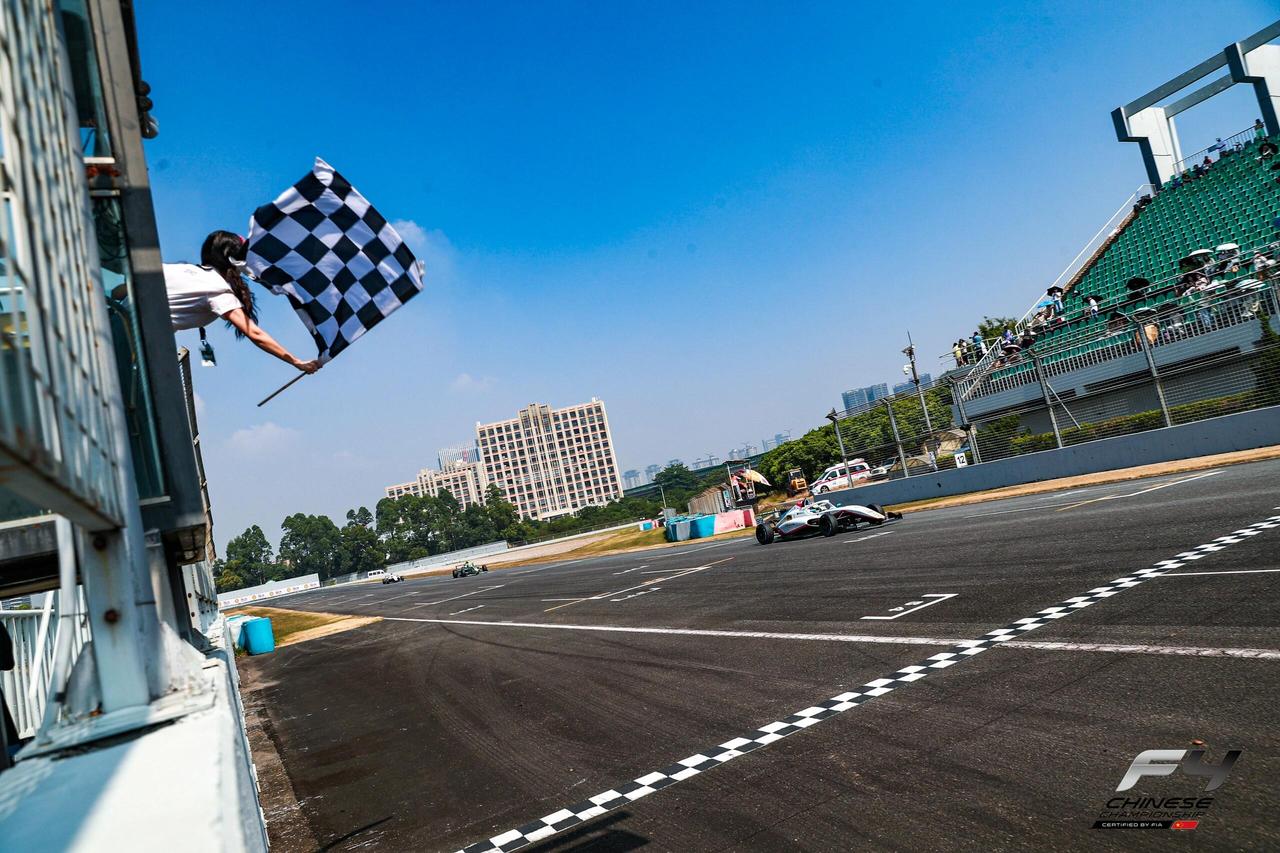 很多人嫌倒序发车麻烦，可在我眼里，这恰恰是F4很有魅力的地方
关于2026 F4