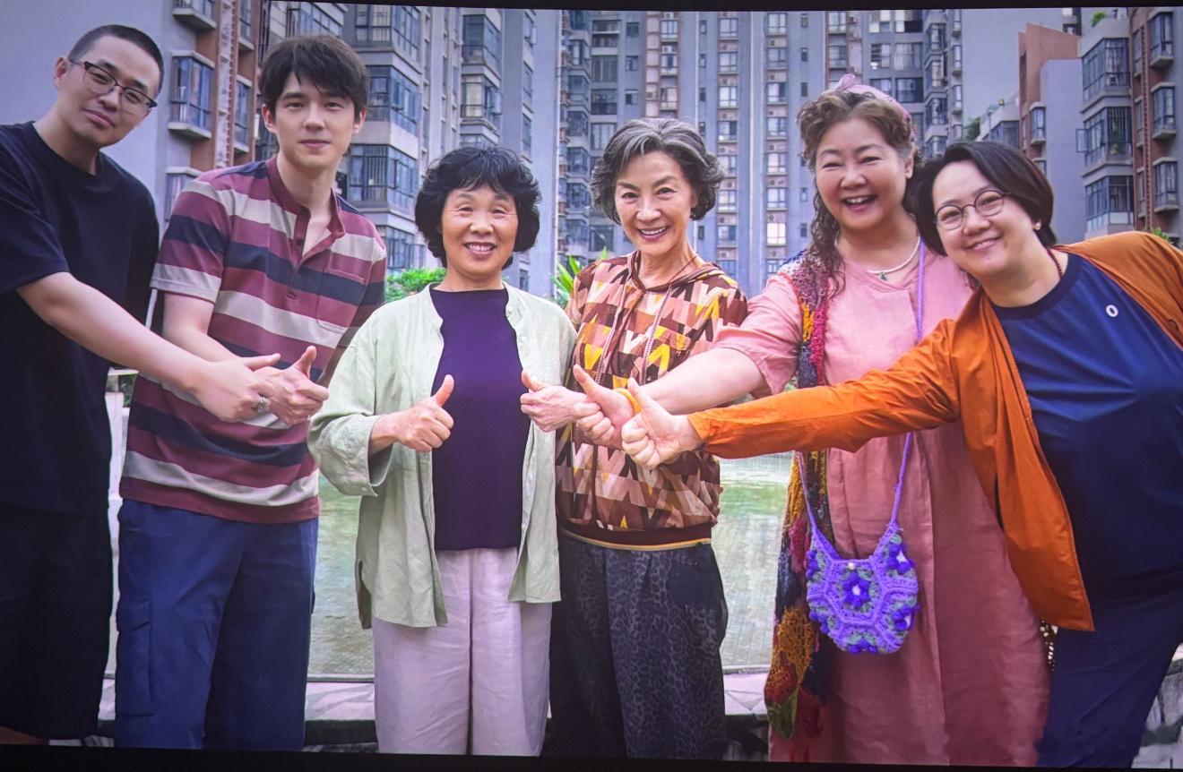 说魔方小姐口碑好的是认真的吗这电影不好看啊，感觉就是短国的短剧题材，故事情节一直