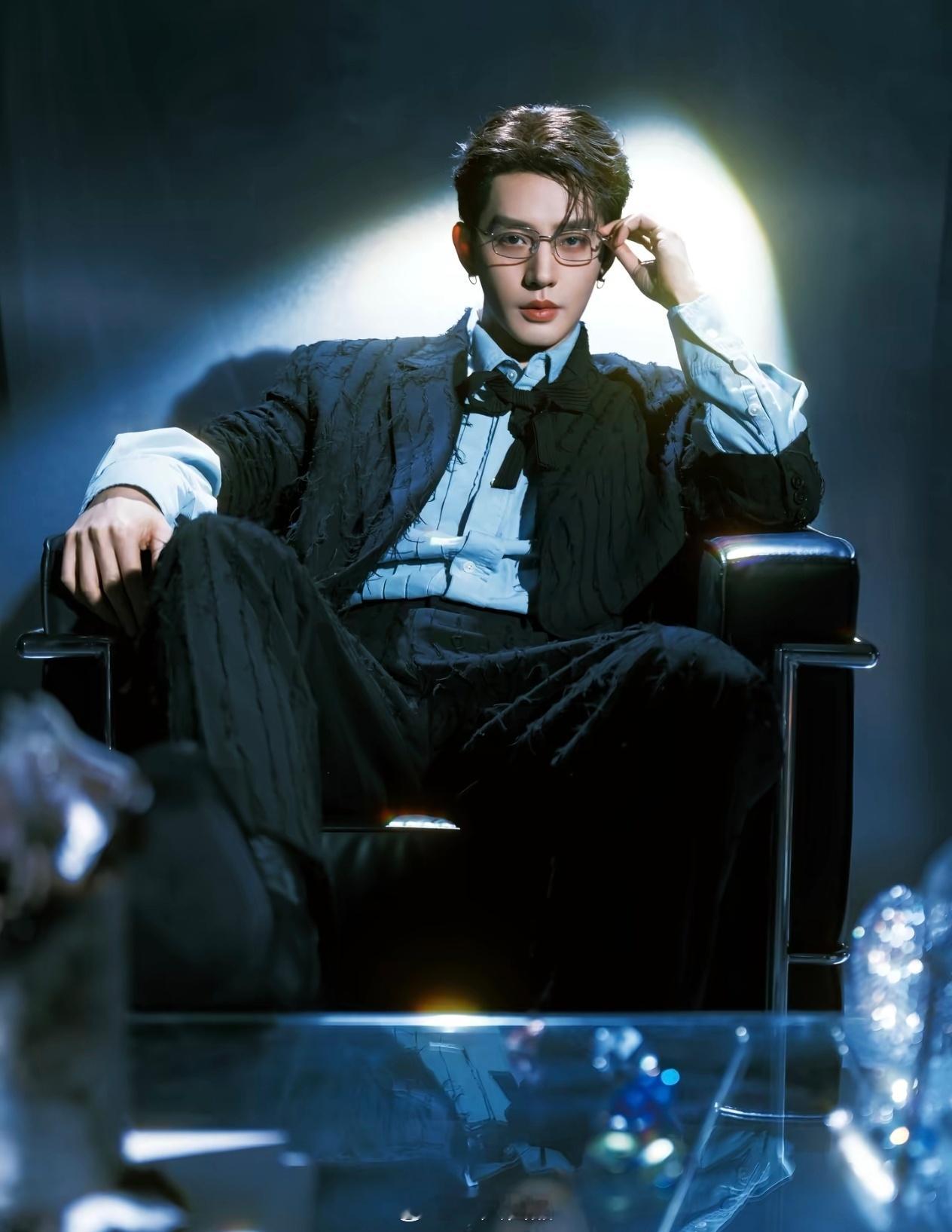 邓为颜永一，不接受反驳无论古装还是现代，权威的无可挑剔 