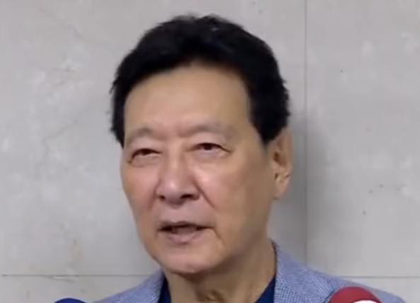 赵少康今天受访时质疑称， 国民党原来军购案版本中3800亿这个数字是怎么产生的？