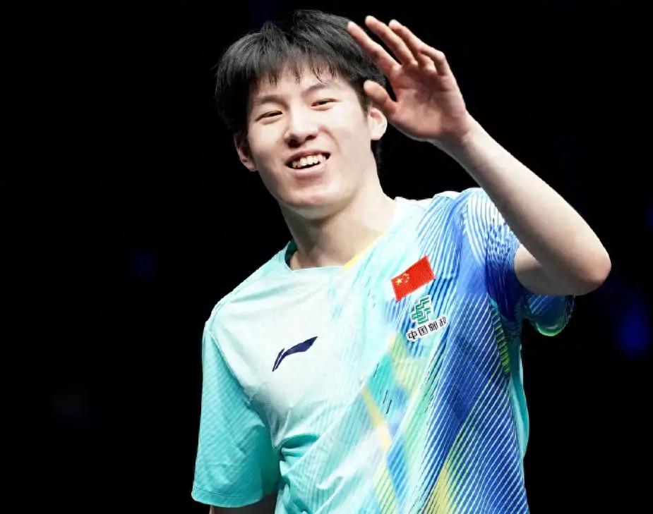 【他也要去伦敦了，全力投入世乒赛，当好陪练】007年生河南郑州小伙子温瑞博，19