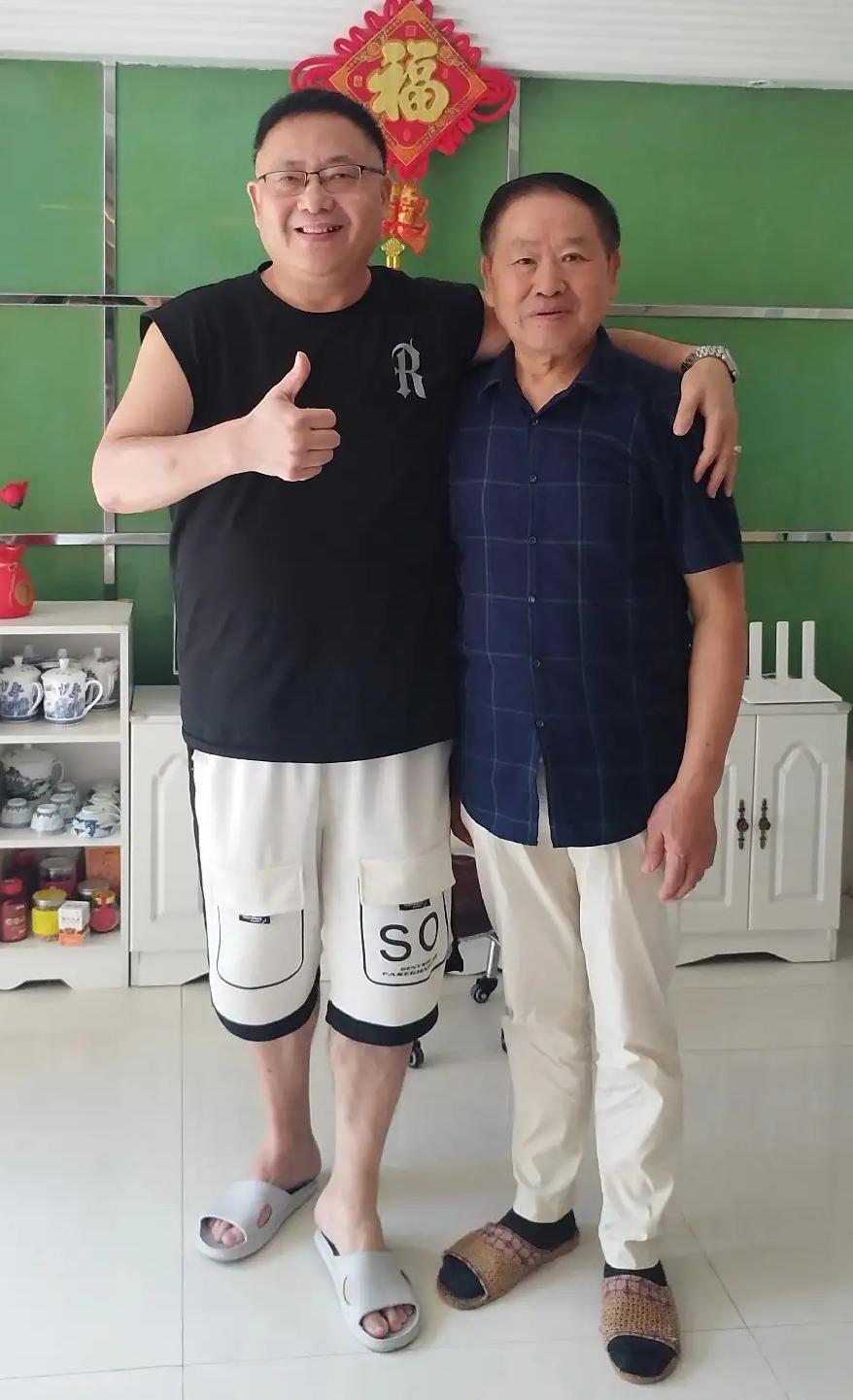 我这一辈子最值得难忘，和感恩的就是他们！

一是父母，感谢他们给了我生命，并把我