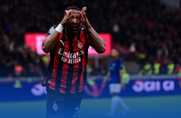 米兰德比AC米兰1:0小胜国际米兰，赛季双杀。在皮奥利走后，米兰在米兰德比里还没