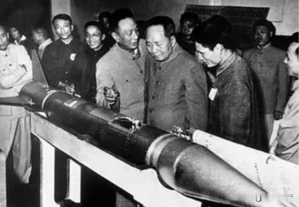 💪独立自主，自力更生！🙏敬爱的毛主席，致敬您独立精神，铭记不朽自主箴言！独立
