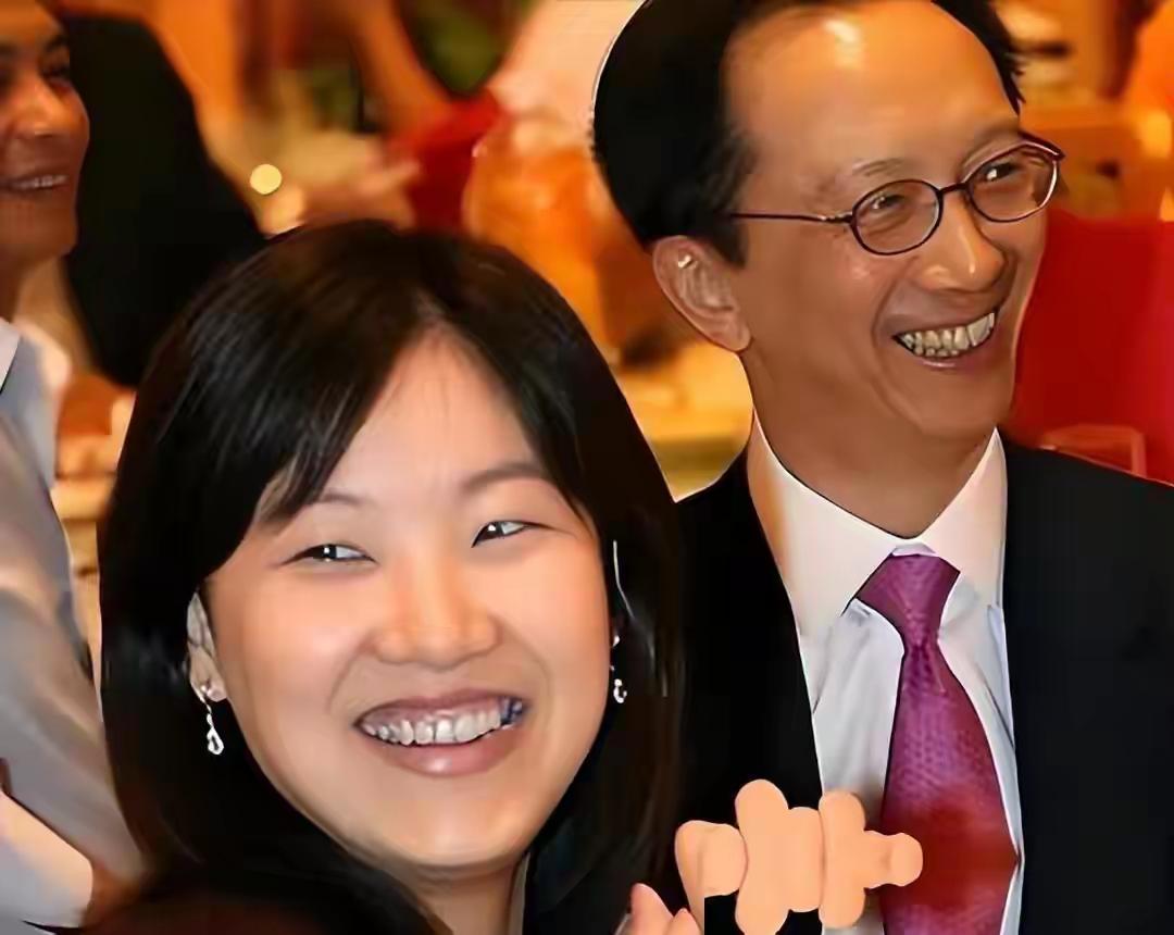 梁锦松拒几千万美金年薪不换美国籍，伏明霞确未看错人。出身寒门的他从“问题少年”逆