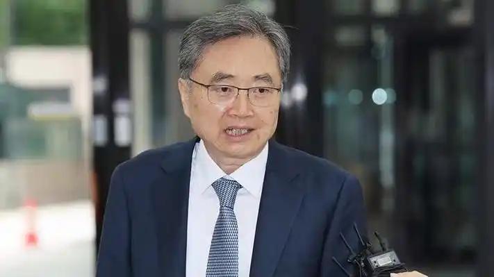 韩国外长从美国回来就改口，当着全球向中方喊出一句话，白宫破防了！
 
谁能想到，