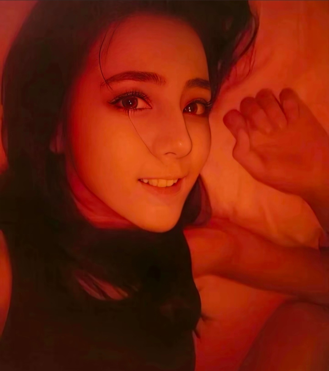 迪丽热巴迪丽热巴0603生日快乐 dlrb 今天星期巴 dlrb 迪丽热巴我喜欢