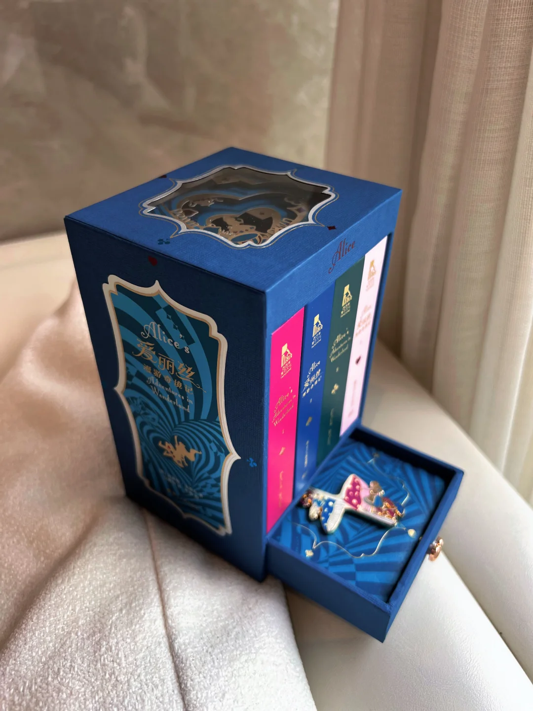 💥这哪是书❗️明明是送给成年人的魔法礼物❗️