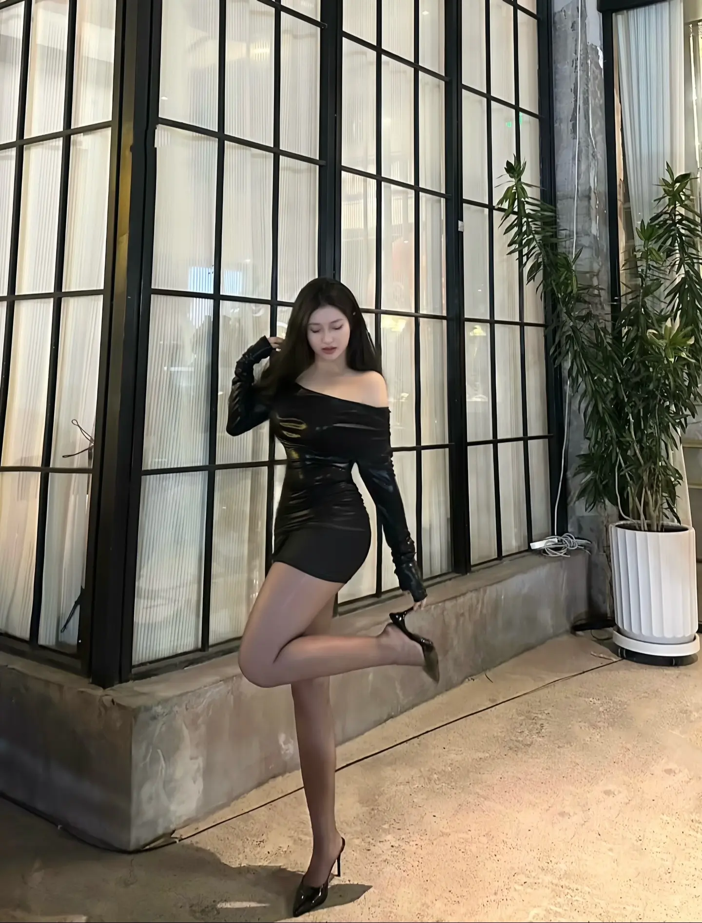 生活给我巴掌 我哭着爽。