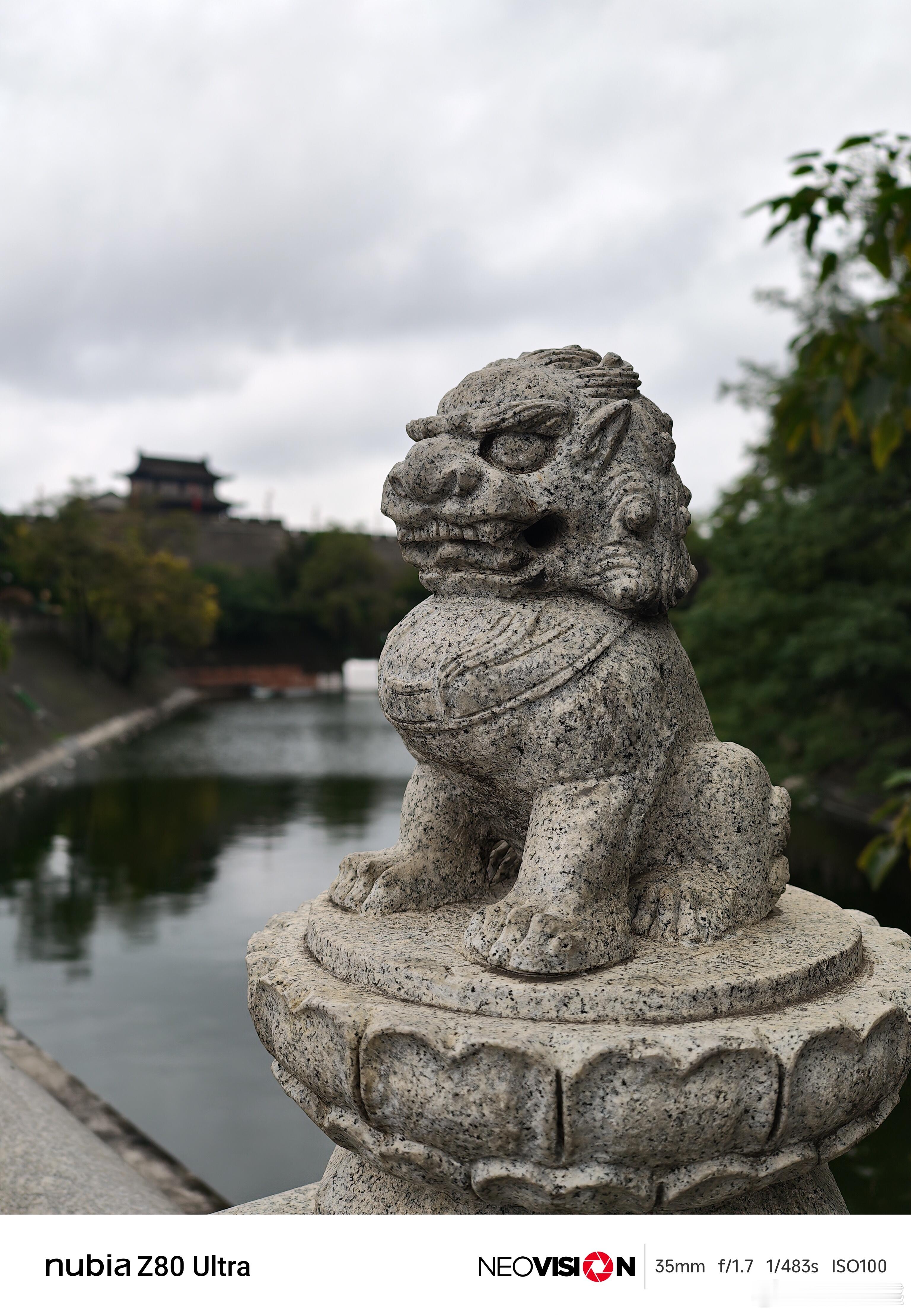 带着努比亚Z80 Ultra在西安拍人文，这颗35mm镜头真的太好用了，努比亚今