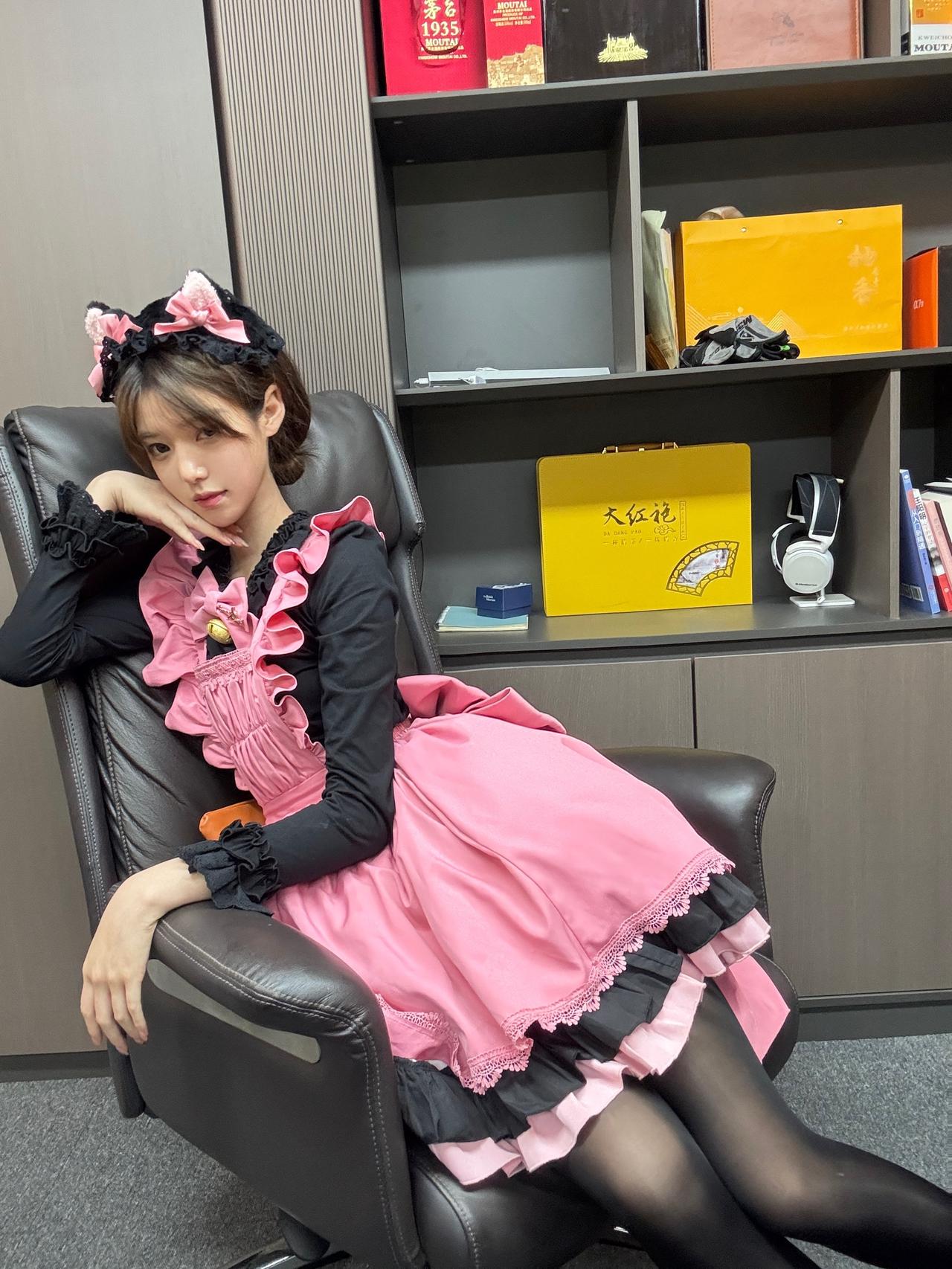 下班了 发个朋友圈