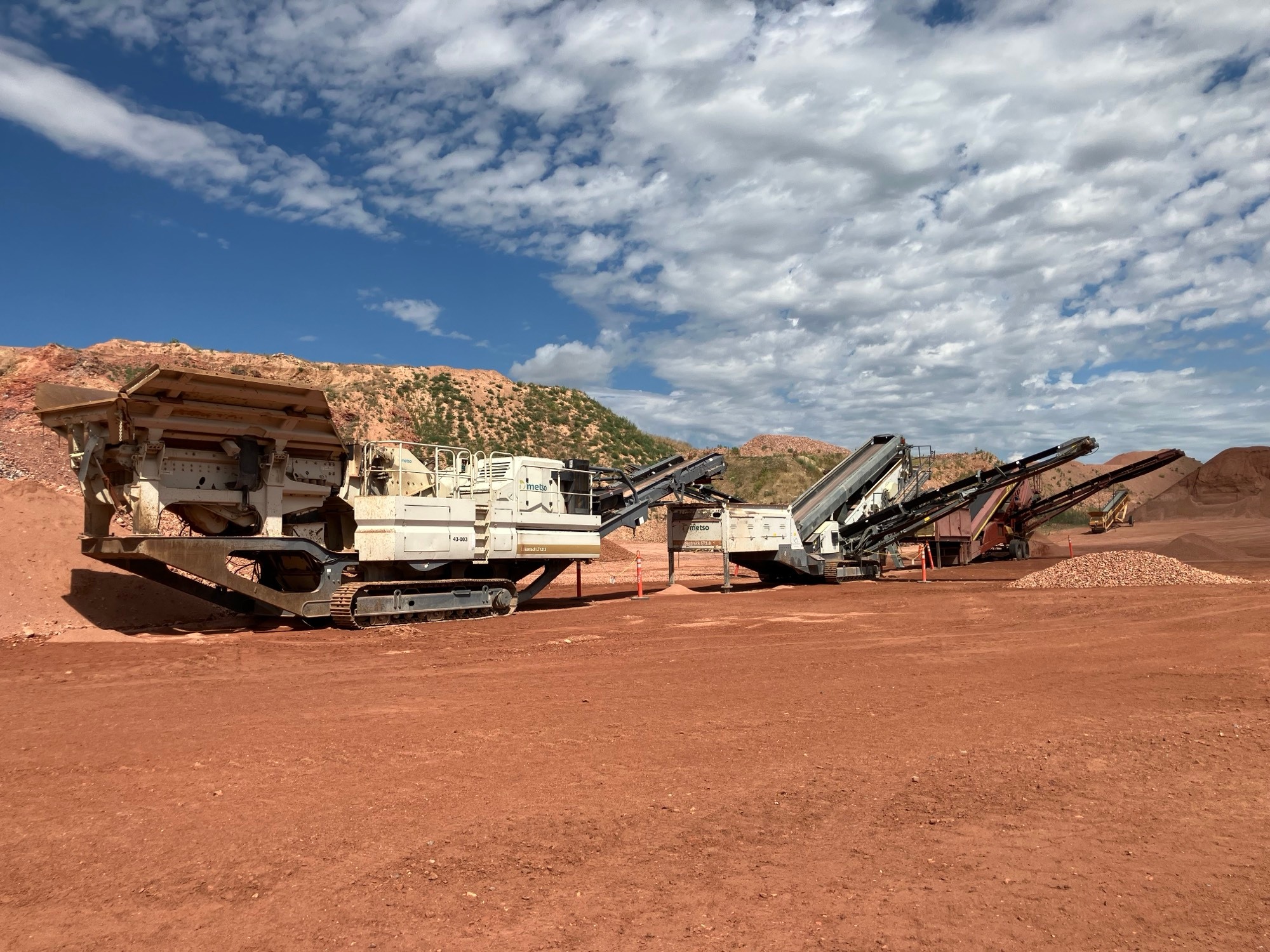 智利和美国签署联合声明，就关键矿产和稀土问题启动磋商。双方将围绕加强供应链、管理