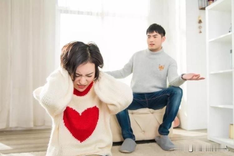 “成功白嫖8年！”广东广州，一对情侣各出60万买了套房，过起同居生活，岂料8年后