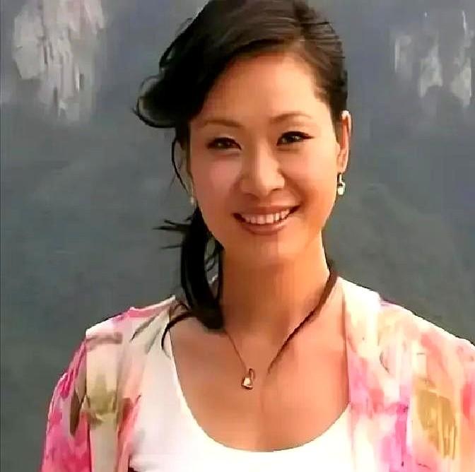 “你这个年纪，不能再生了。”于文华想给小6岁的丈夫李年生个孩子，李年却把脸一沉，