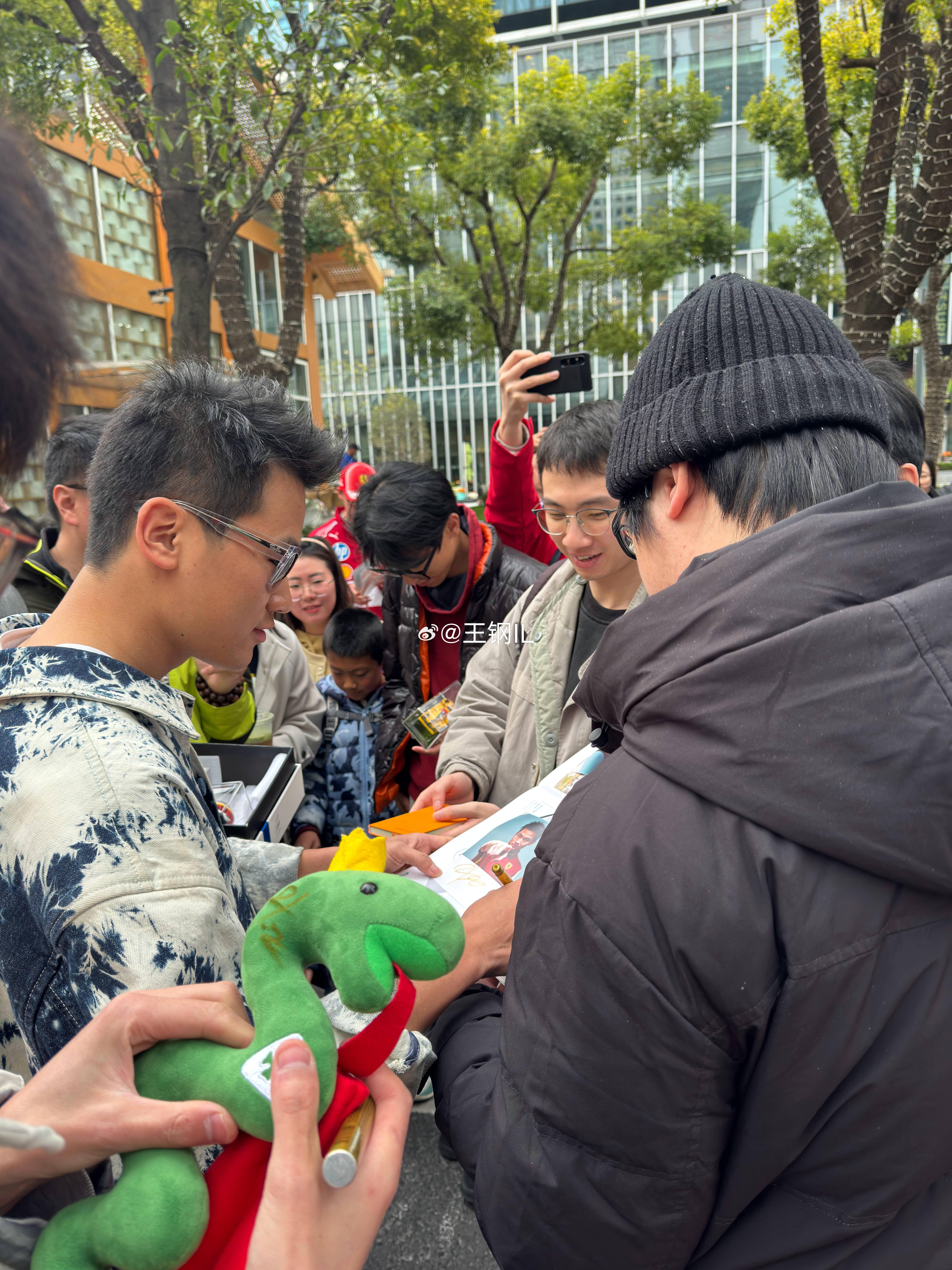 在UNO超跑生活节偶遇叶一飞。 