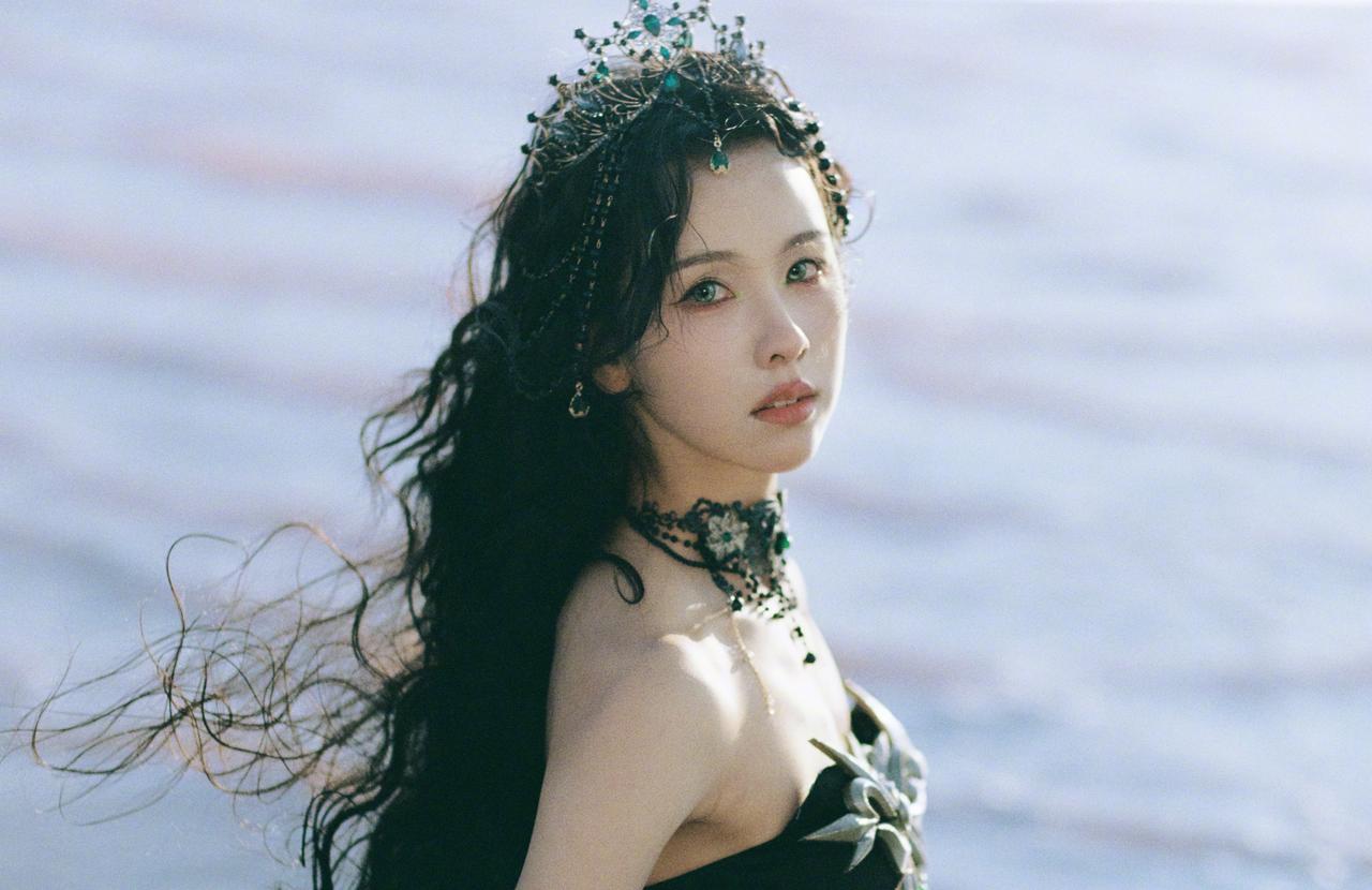 陈都灵
