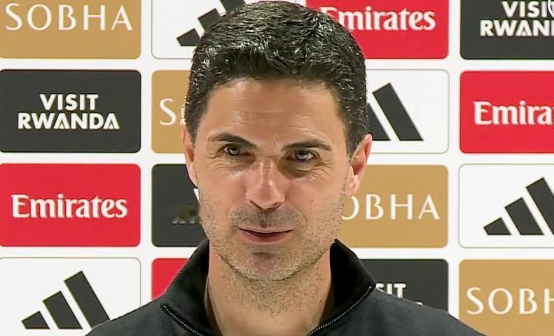 阿尔特塔与其把精力用在抱怨裁判上，还不如好好想想如何改善一下阿森纳的进攻！
别在