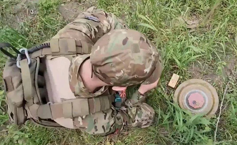 地雷将帮助俄军击败乌克兰军队 近一个世纪以来，人们都知道雷区的密度和深度越大，防