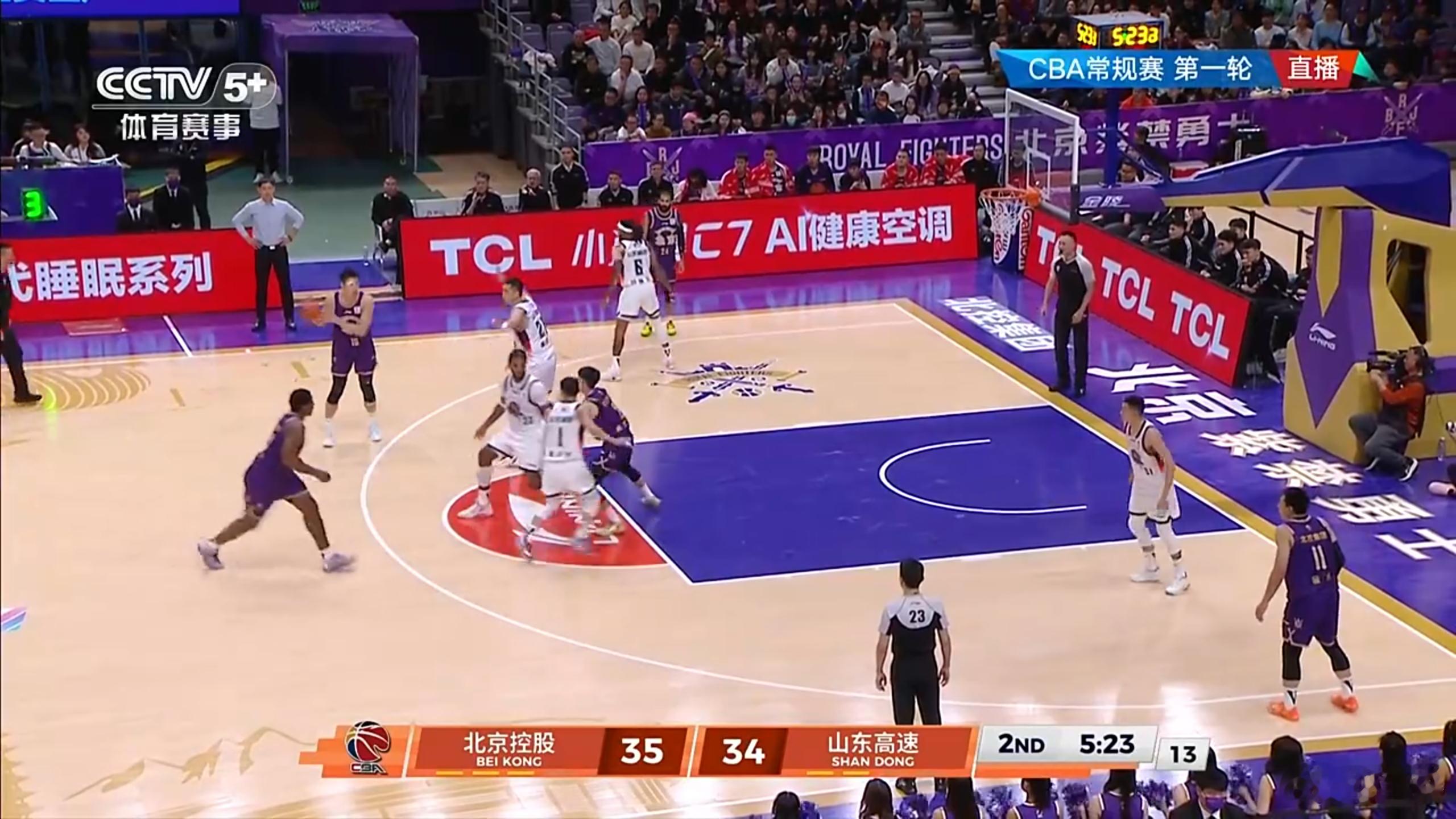 今晚的球要说好看那肯定是北控和山东的斧刃对矛尖，珀赛尔和球队的颗粒度看来比杯赛要