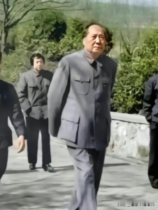 千里来寻故地……
