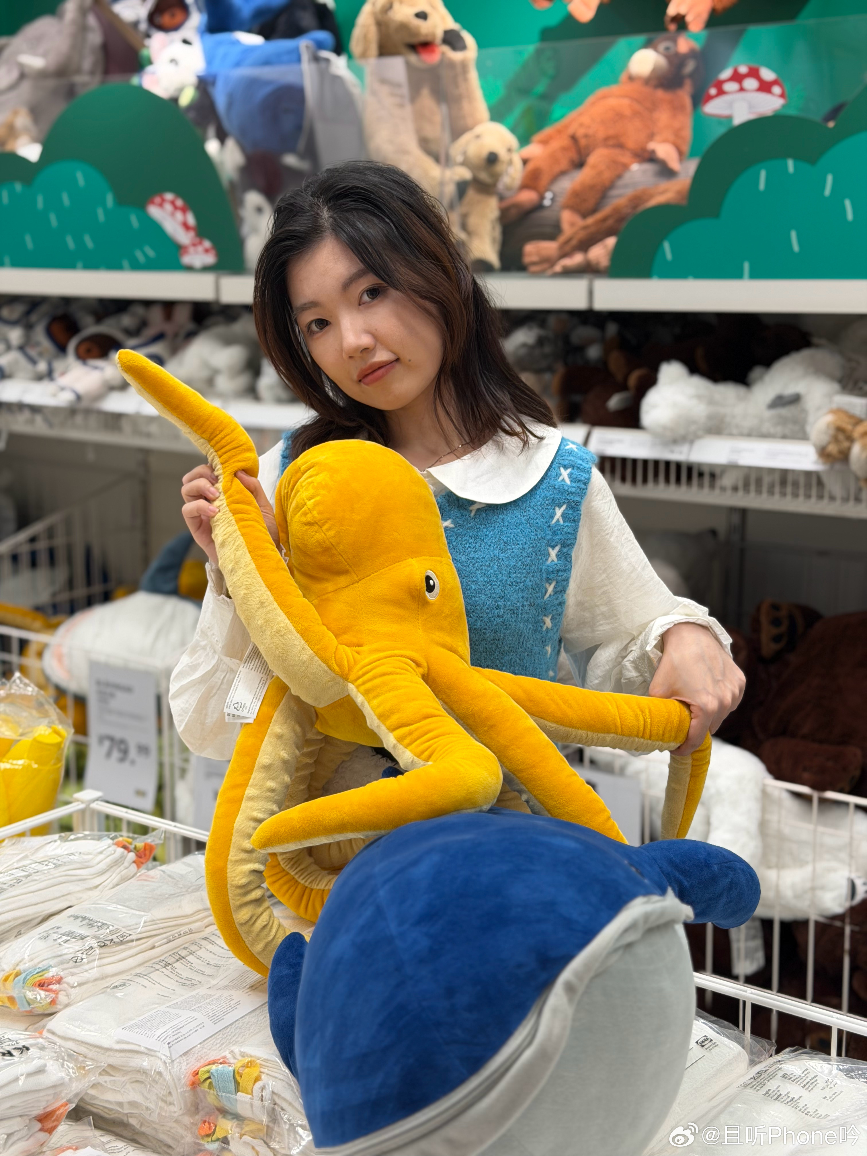 点赞数：iP17PM（图1）<Pura80U(图2) ​​​ ​​​​这组2X人