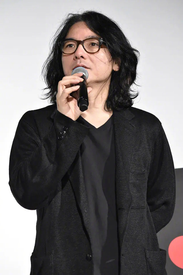 #岩井俊二夸赞易烊千玺演技# 感觉可以蹲波合作了！《小小的我》挑战性很高，易烊千