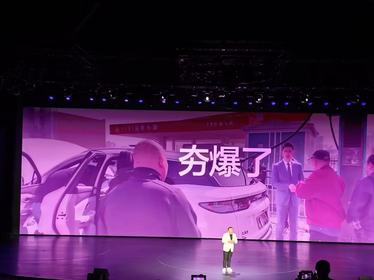 今天的主题就是“松弛”，哈哈，充电这么快，续航也这么强，当然松弛了，反正就是不慌