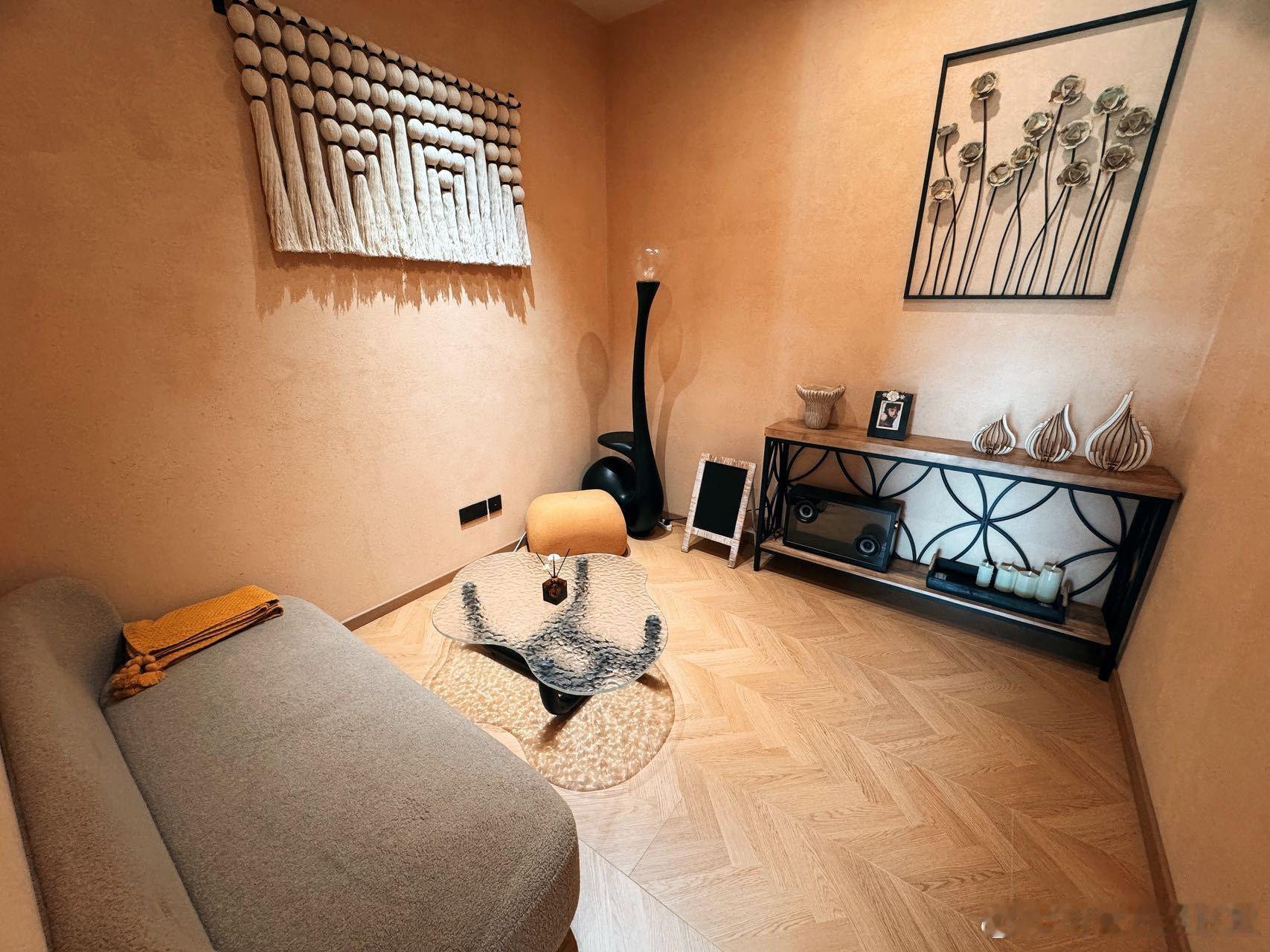 彭小苒工作室正式成立 热烈祝贺彭小苒Run4X %工作室正式成立！希望继续带着热