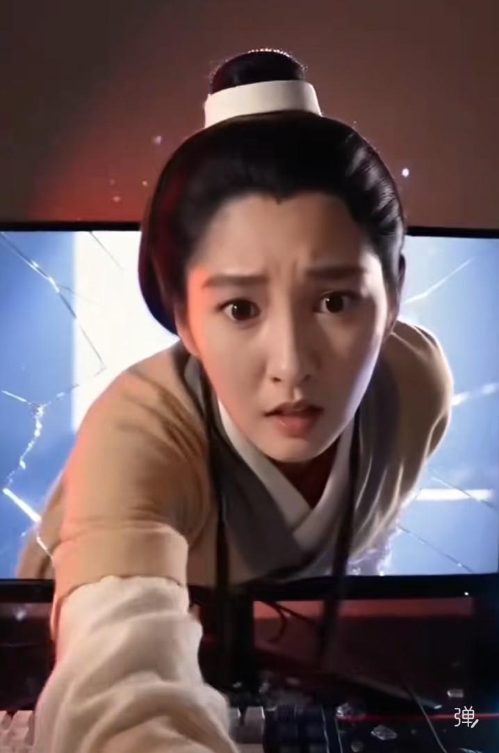 我就喜欢看朋友圈，感觉他们真的好幸福，别人幸福我就幸福，不发朋友圈的人现实中我基