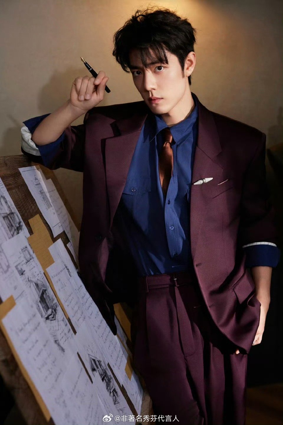 肖战出图富家少爷即视感