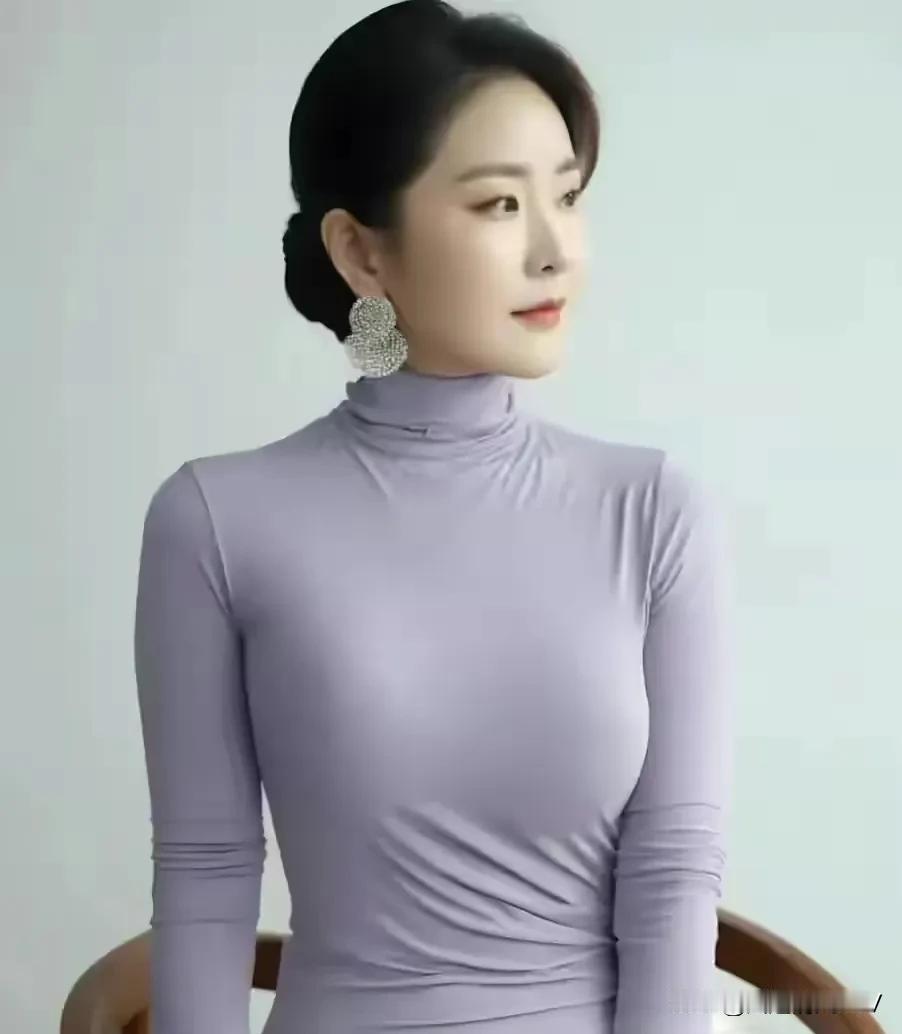 对于你现在的生活状态，给我两个字 对于我现在的生活状态，俩字：“活着”。每天按部