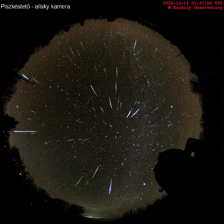 #拍到了今年第一场流星雨#双子座流星雨#每天一天文图# ​​​