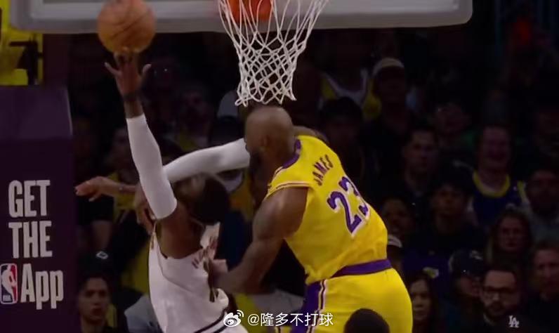 又是这种武术动作…掘金vs湖人