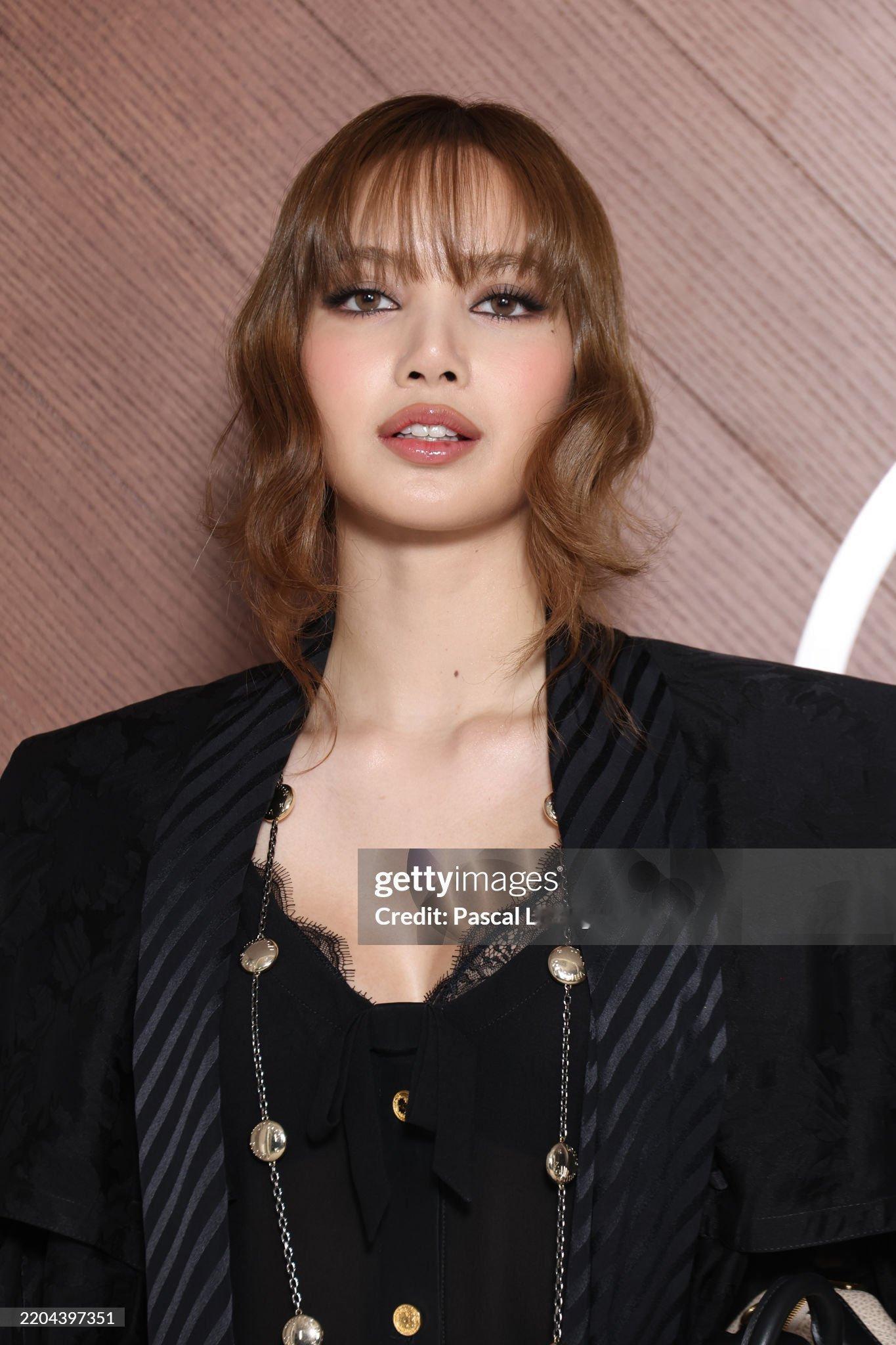 Lisa、felix李龙馥lv大秀G社生图，👀状态 ​​​