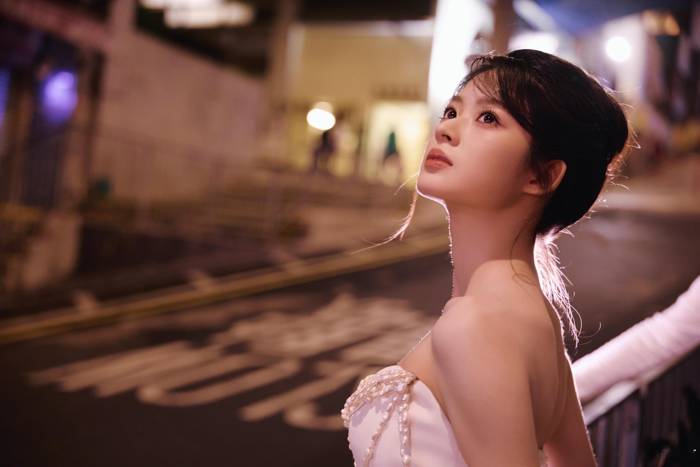 丸子头是心头好呀！圆圆满满的丸子头 