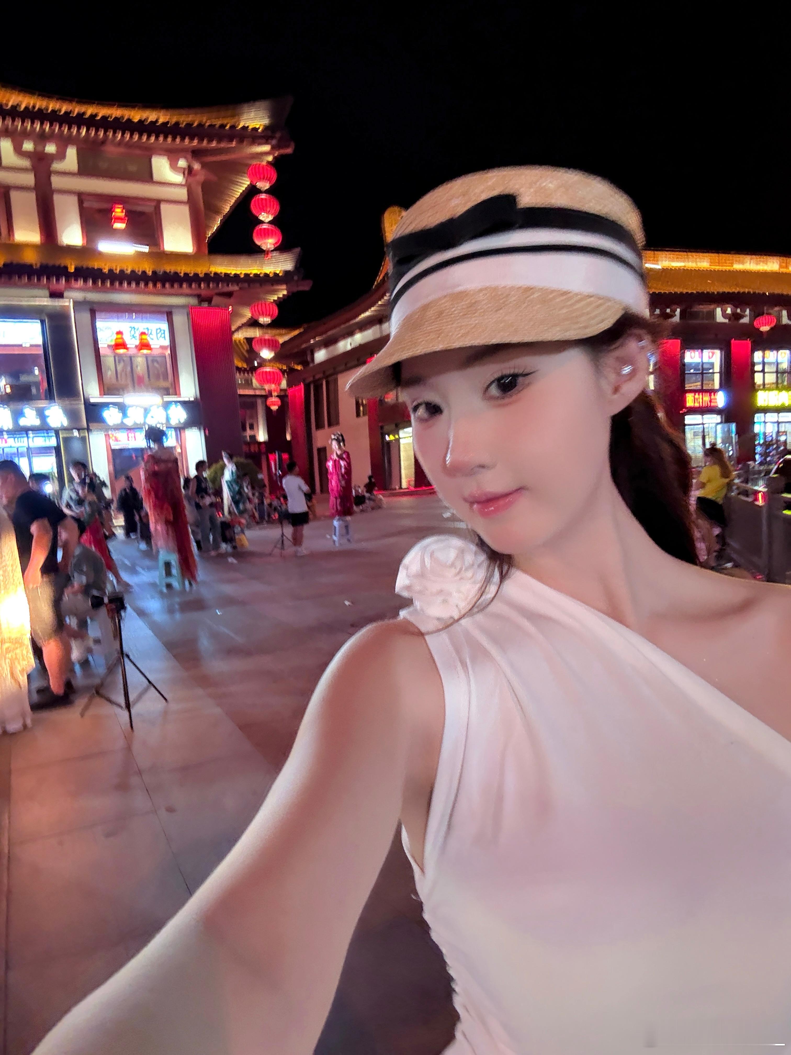 在不吃和少吃之间选择了不少吃 ​记录我的日常plog治愈治愈系  ​​​