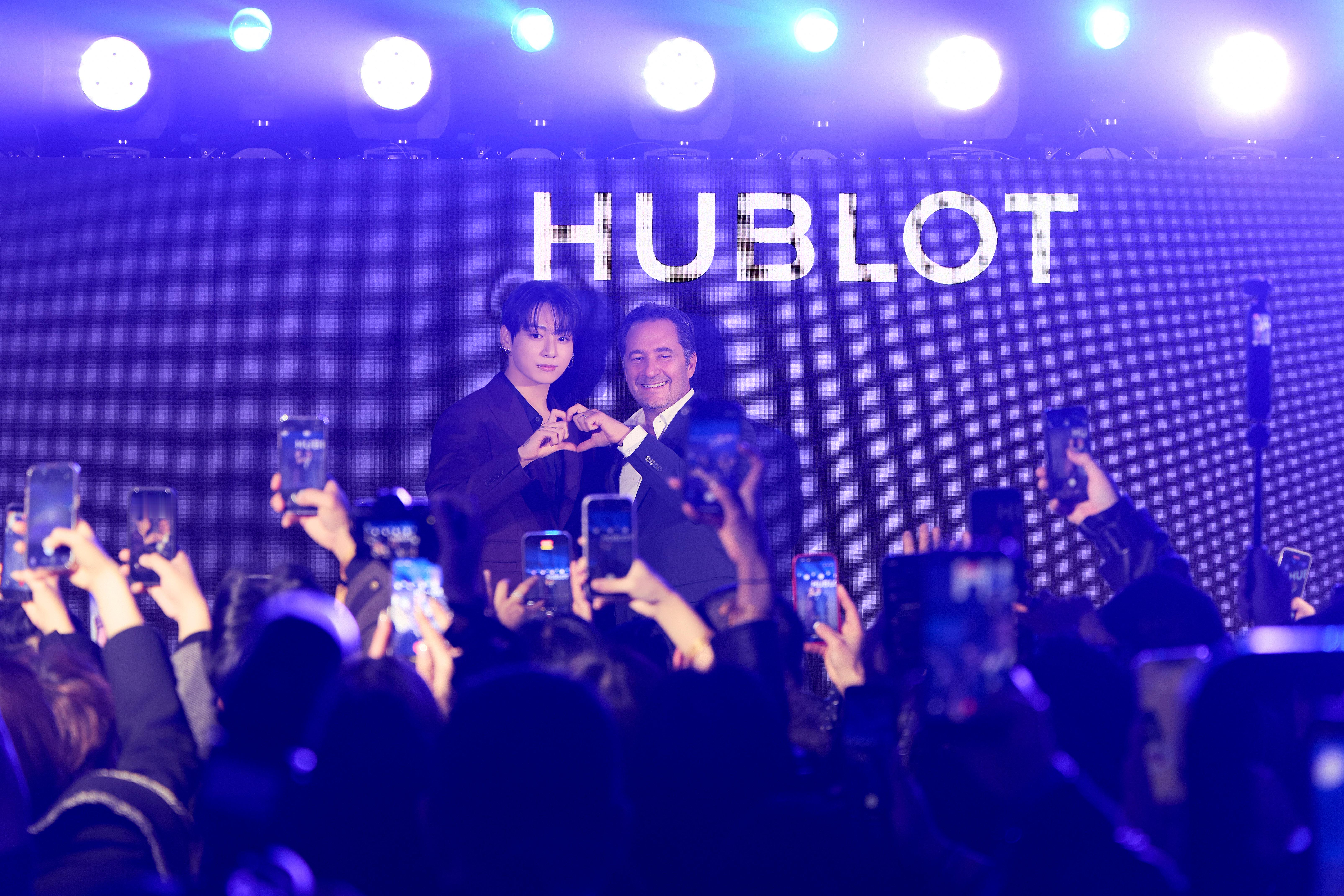 HUBLOT宇舶表在首尔举办盛大活动，正式宣布全球知名艺人、舞台艺术家、流行音乐