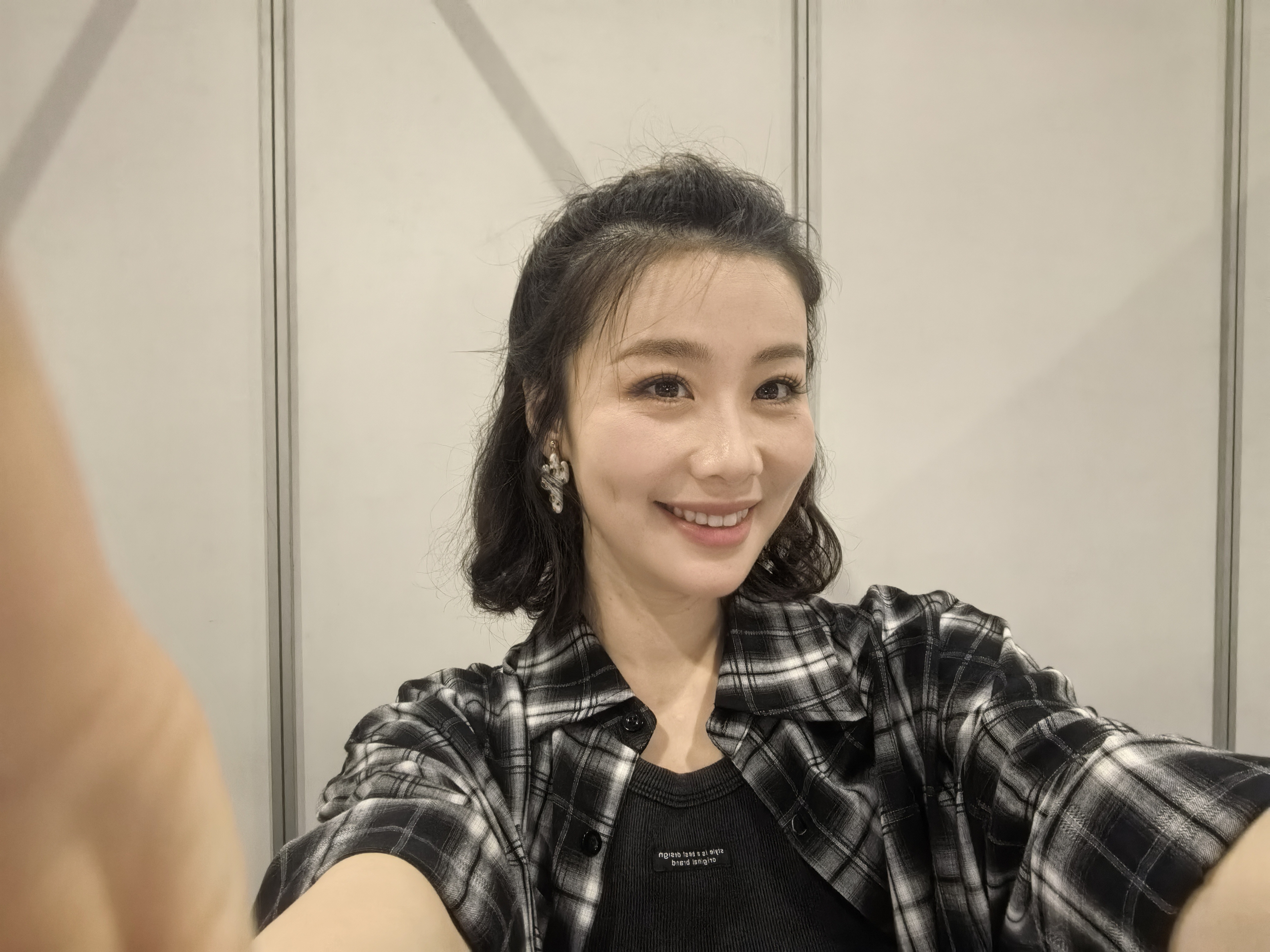 张喆  忘了发出来的“精彩”自拍🤳 