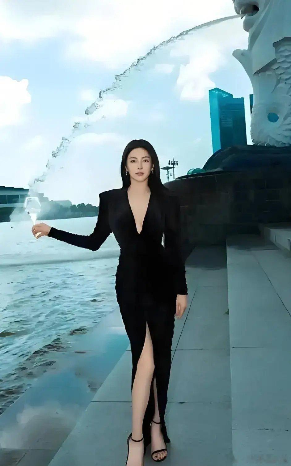 #张雨绮新男友是篮球运动员#别看张雨绮姐姐已经是两个宝贝的妈咪了，但爱情来了挡都