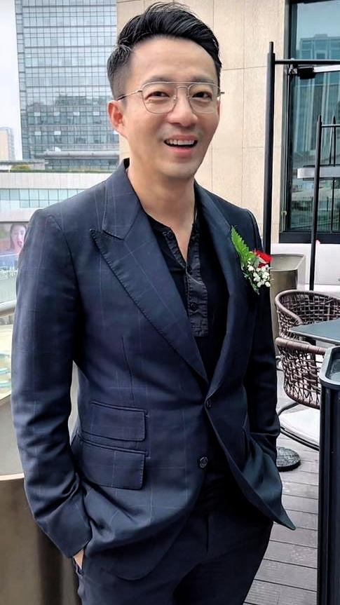 说起汪小菲这个人，大家都在说，他就是个恋爱脑，一谈恋爱就上头，至于吗，也不好说，