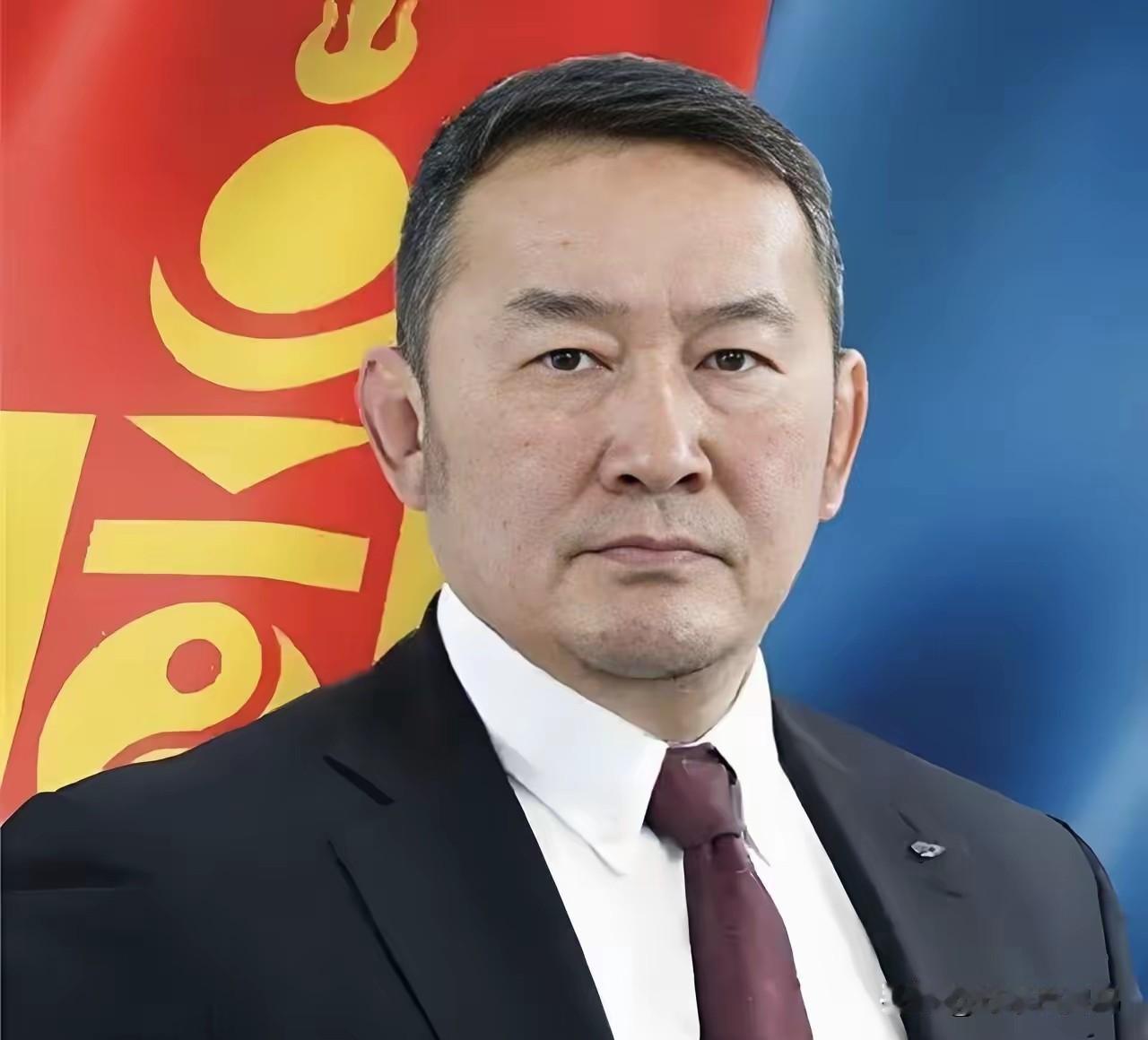 快讯！快讯！
蒙古国突然宣布
蒙古国近期提出与“第三邻国”即美国提升安全合作的可