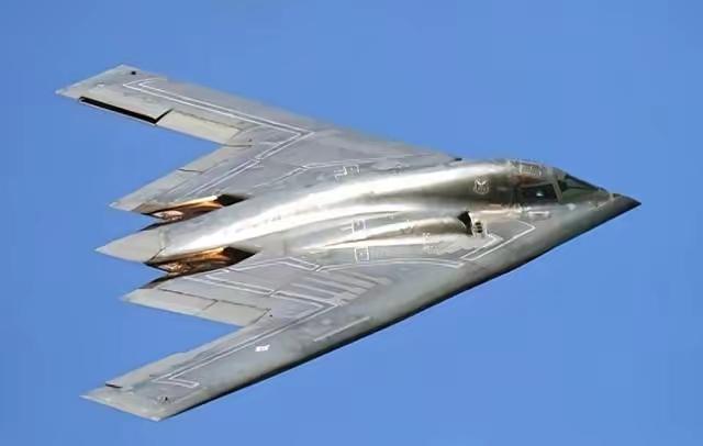 为应对中国，美军酝酿大幅增购B-21隐身轰炸机

5月13日，美国空军负责计划与