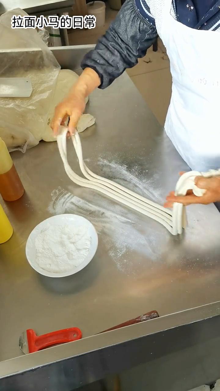 拉面小马的日常。