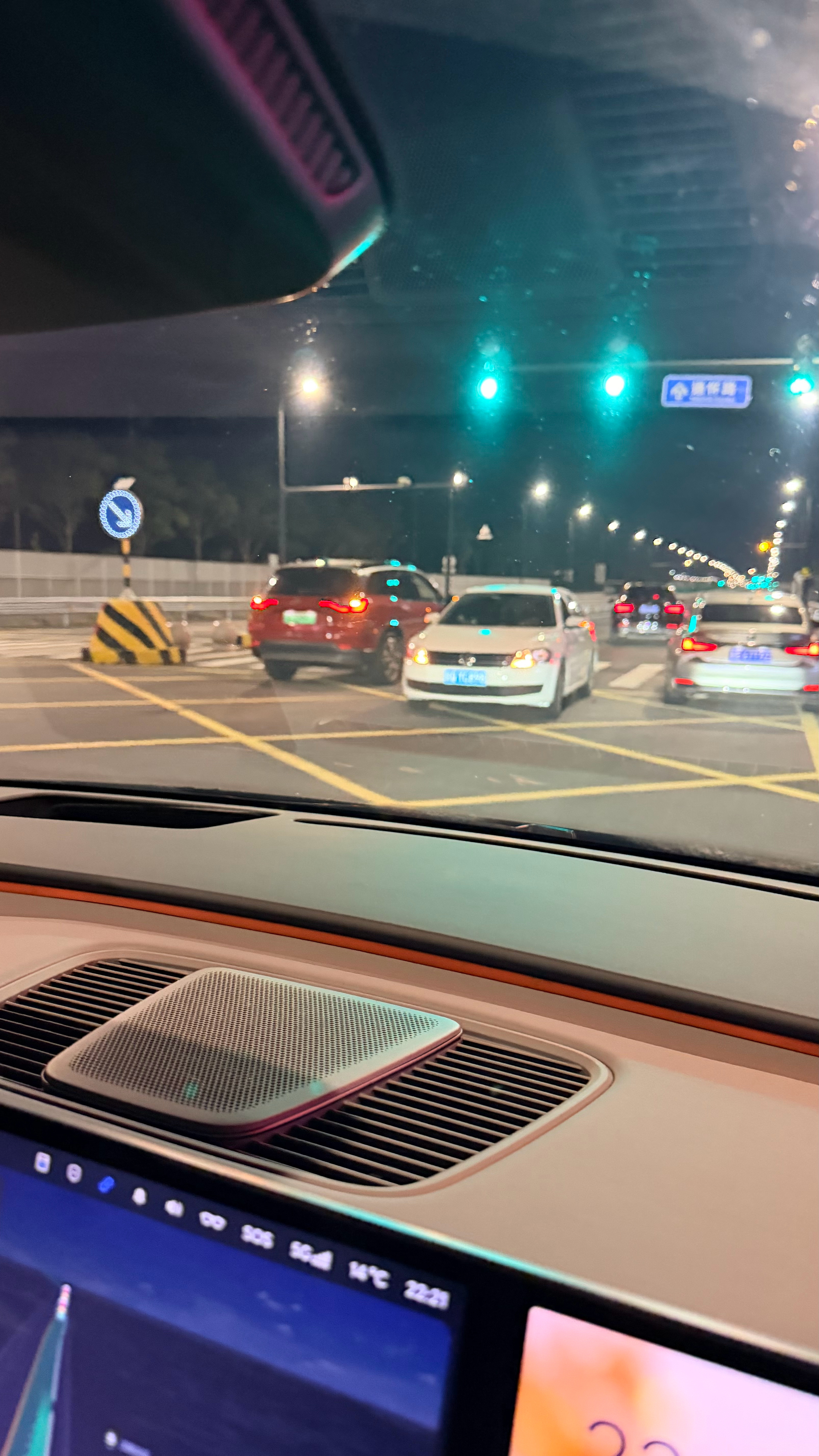 这事故咋发生的？没太看明白