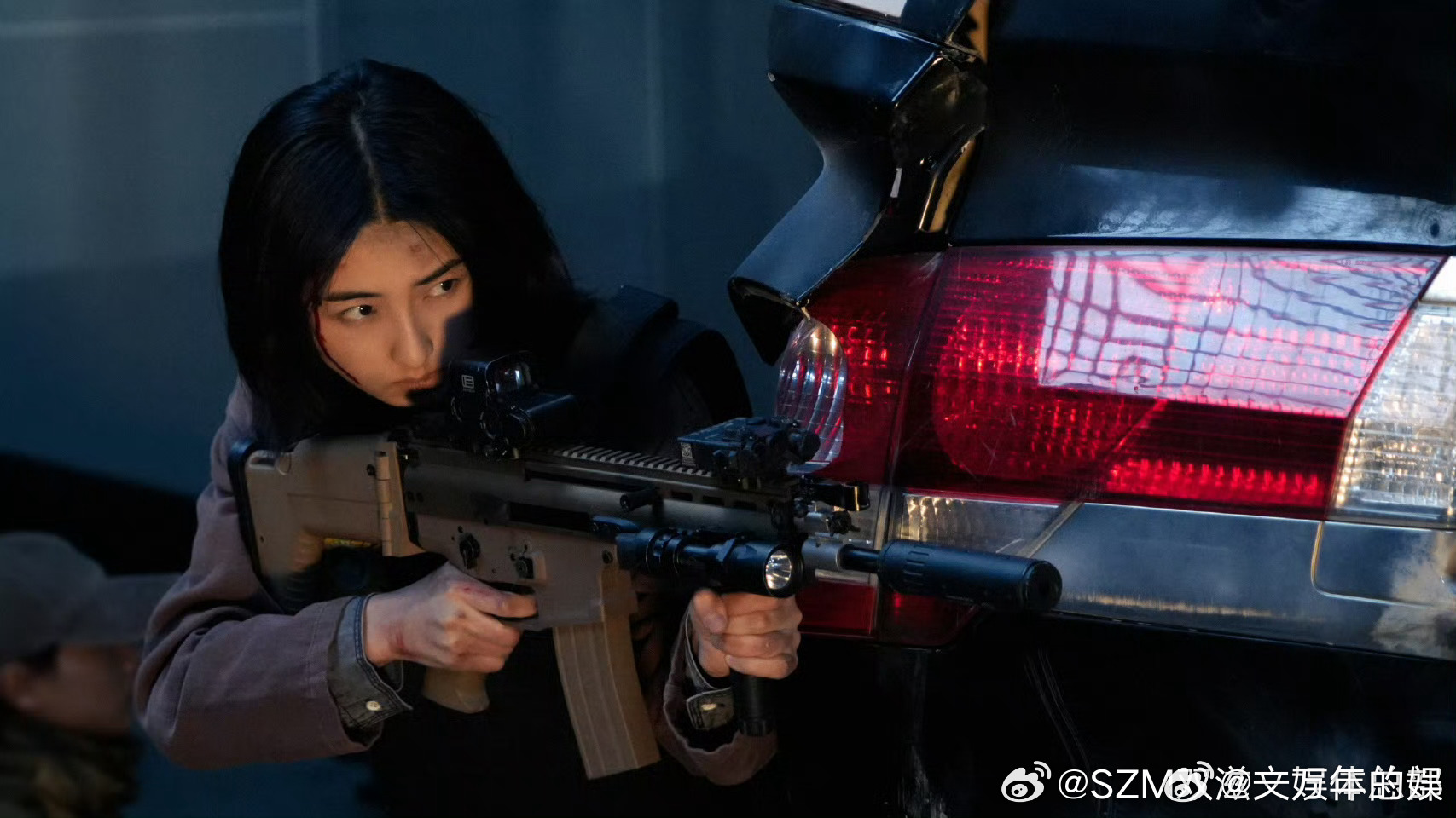张子枫三次提名金鸡奖🔍在《花漾少女杀人事件》中，张子枫演绎野心满满的江宁，角色