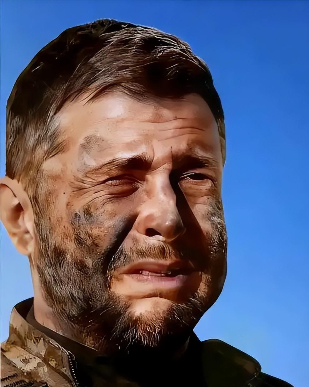 ·乌克兰都快被俄罗斯打亡国了，可为什么乌克兰到现在也不投降？说白了，不是乌克兰不