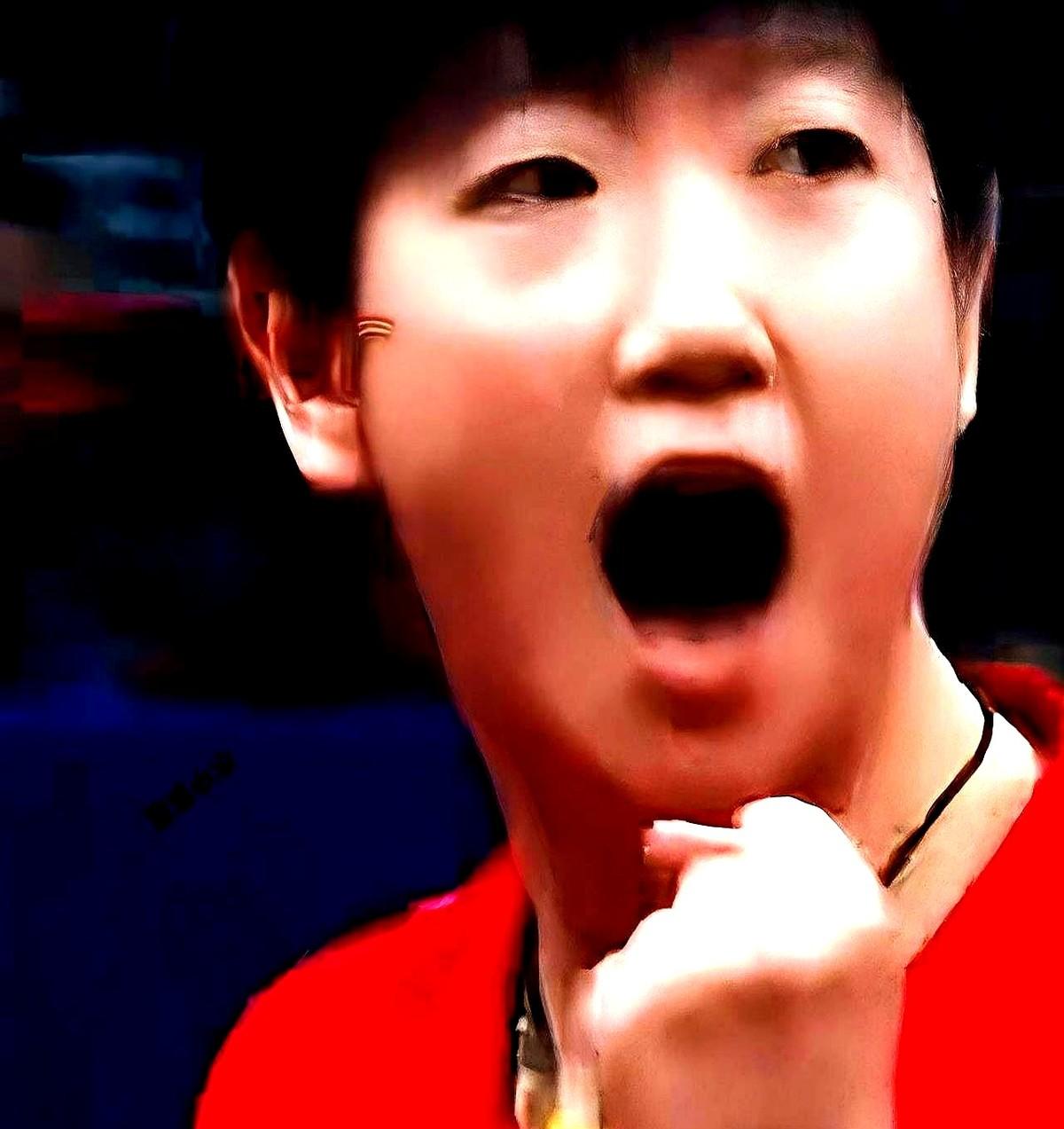 42岁的韩莹，简直是国乒女队的一道坎儿。

就在多哈，这位德国老将连着把陈熠和王