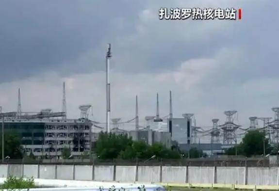 泽连斯基大概以为，把无人机开到莫斯科，就能让普京低头，但反而触碰了普京最敏感的逆