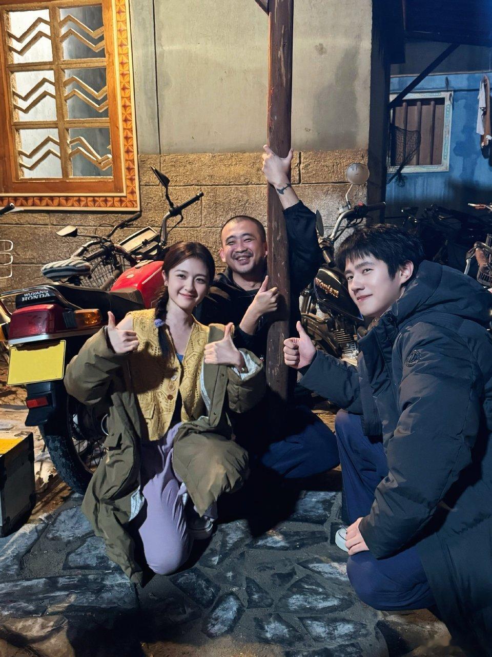 李兰迪晒与刘昊然合照李兰迪海岛舒服日志杀青发文 李兰迪晒与刘昊然合照la 